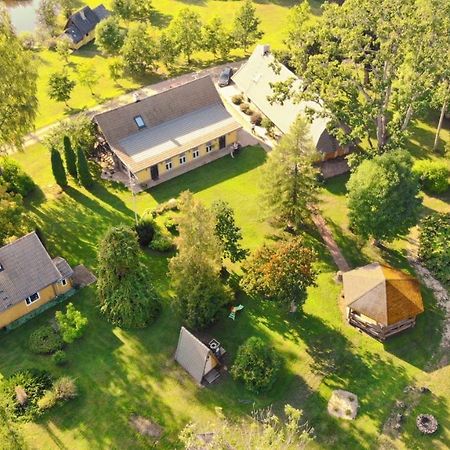 Truu Holiday Houses Ivaste エクステリア 写真